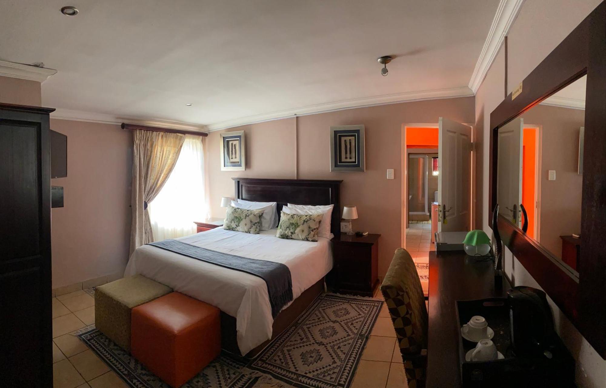 Madlula'S Guesthouse Pietermaritzburg Extérieur photo