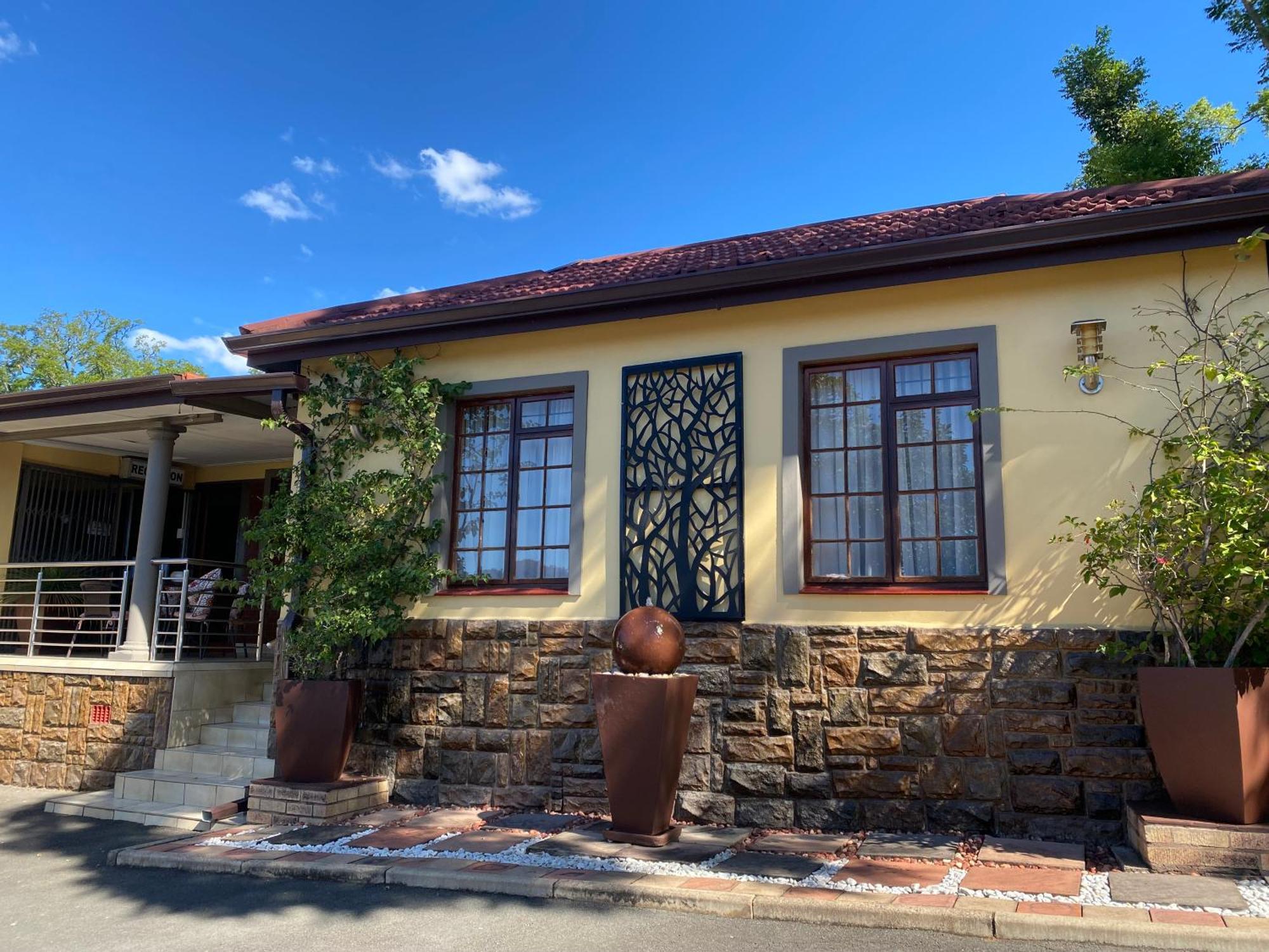 Madlula'S Guesthouse Pietermaritzburg Extérieur photo