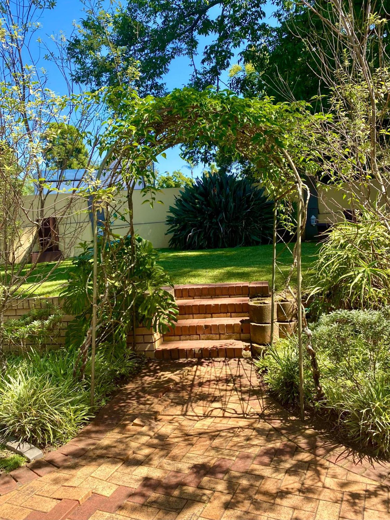 Madlula'S Guesthouse Pietermaritzburg Extérieur photo