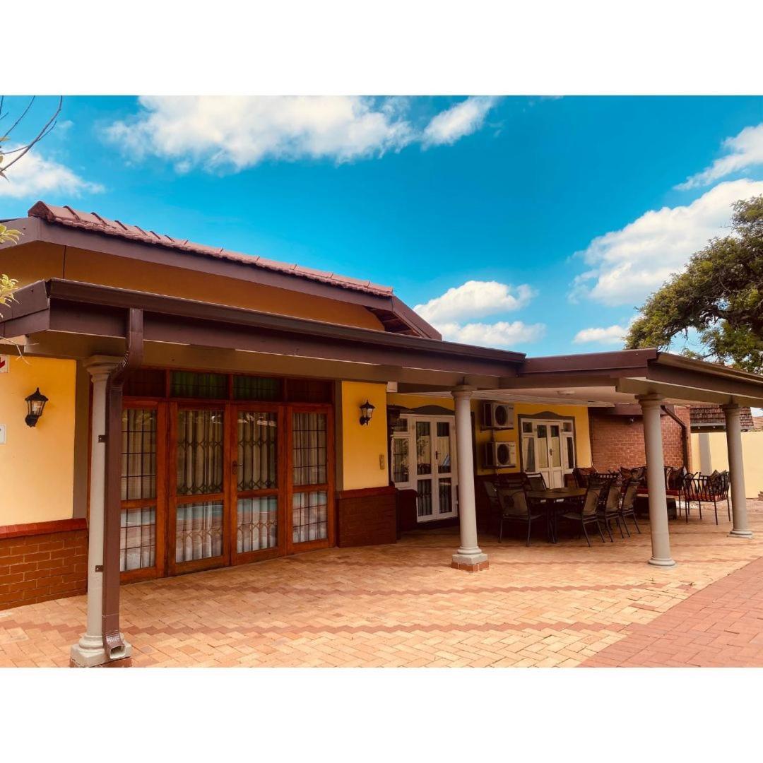 Madlula'S Guesthouse Pietermaritzburg Extérieur photo
