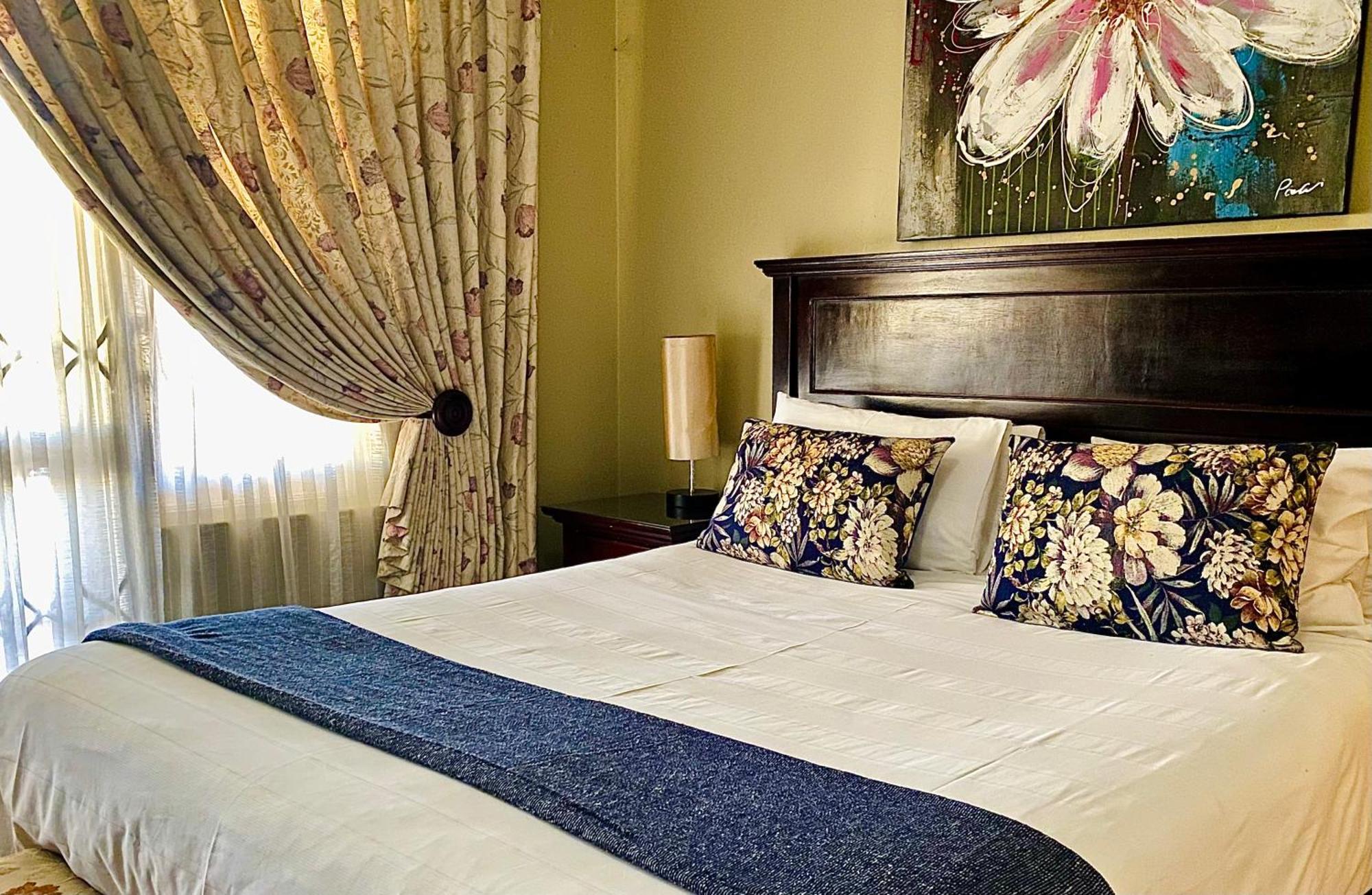 Madlula'S Guesthouse Pietermaritzburg Extérieur photo